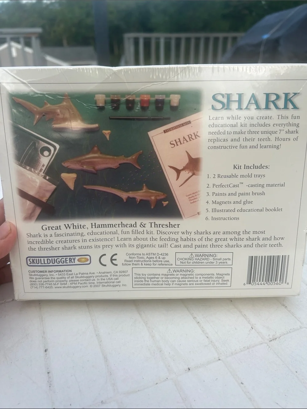 NWT Shark Casting Kit Great for educational play and discovery
